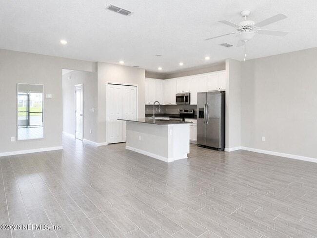 Photo - 12835 Josslyn Ln