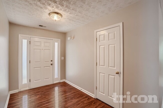 Photo - 515 Plantation Creek Dr