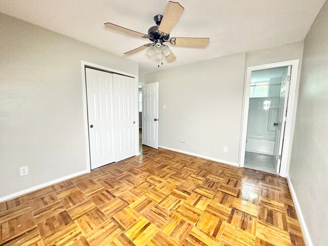 Hardwood Bedroom - Waldorf Park Apartments