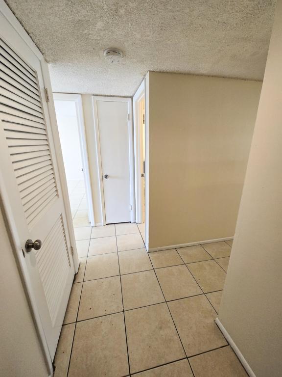 Photo - 1440 Holden Ave