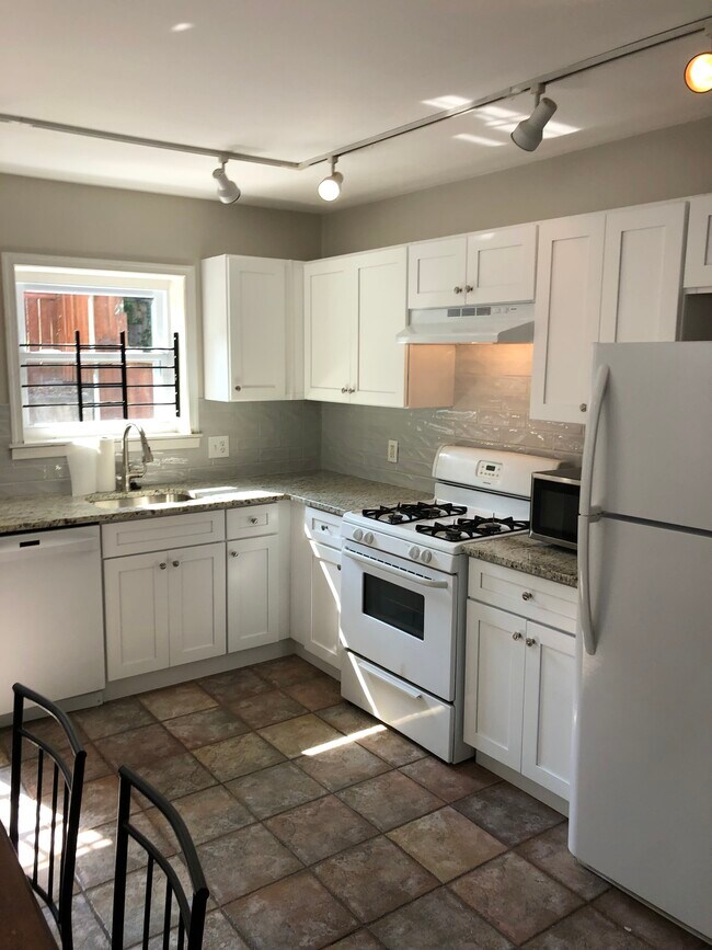 New Kitchen - 412 N 31st St