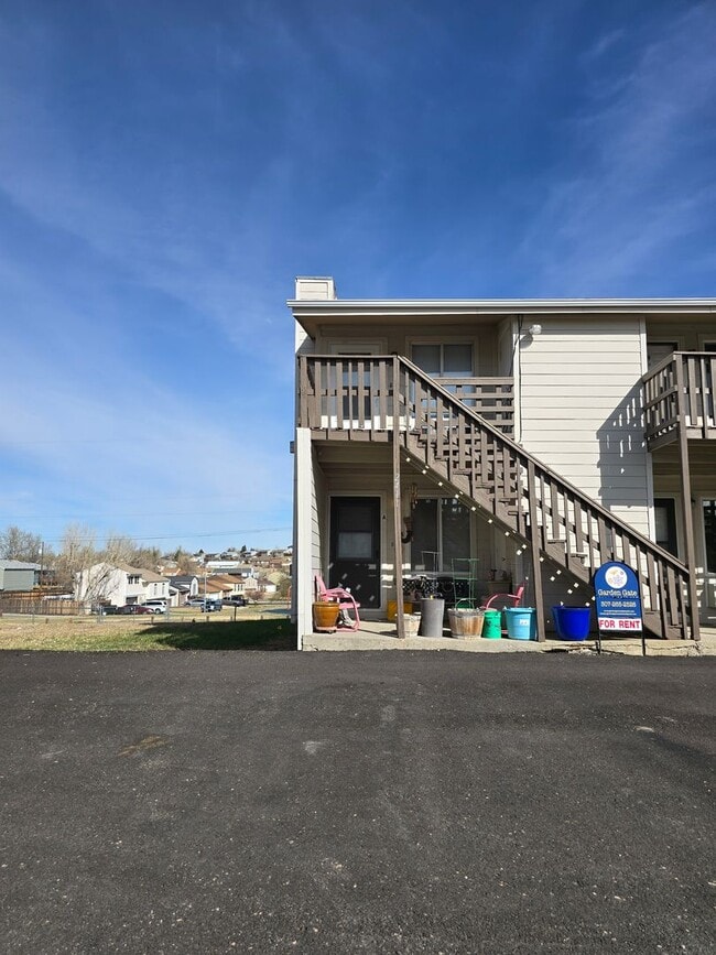 Building Photo - 2411 S McKinley St Unit 2411 S. McKinley St.  B