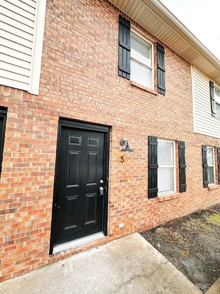 Building Photo - 108 Coyote Ct Unit 5