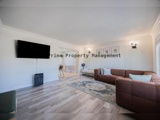Photo - 15867 N 18th Pl