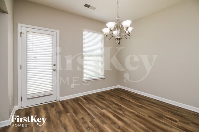 Photo - 428 Rankin Cir