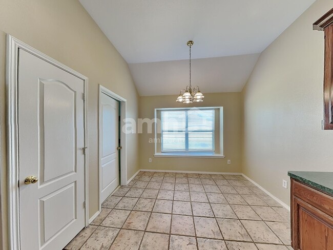 Photo - 9132 Tyne Trail