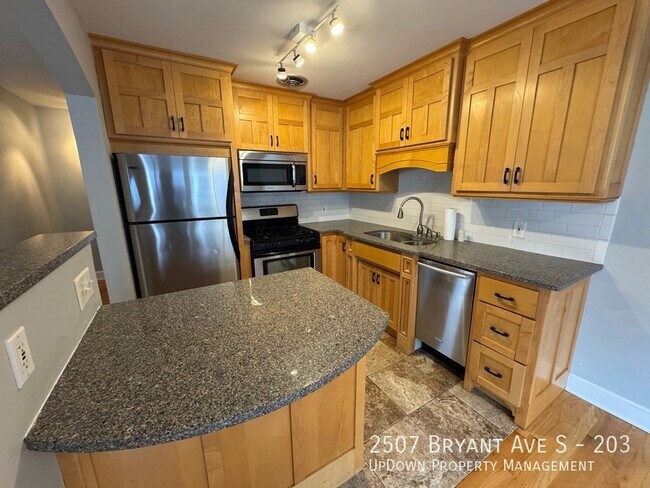 Photo - 2507 Bryant Ave S