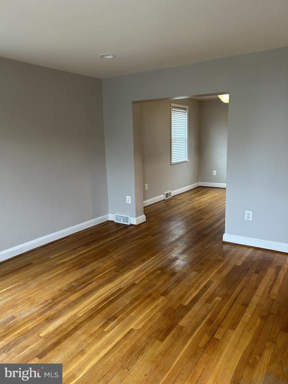 Photo - 1728 Redwood Ave