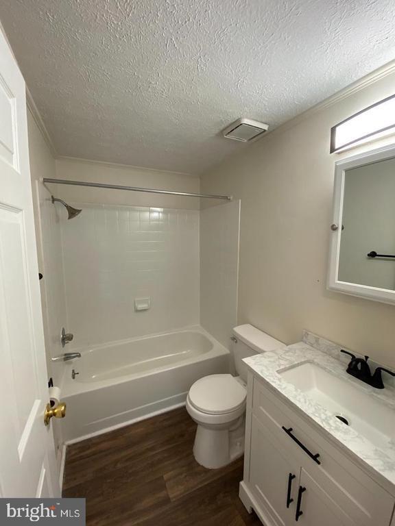 1005 Lower Clubhouse Drive Unit 1