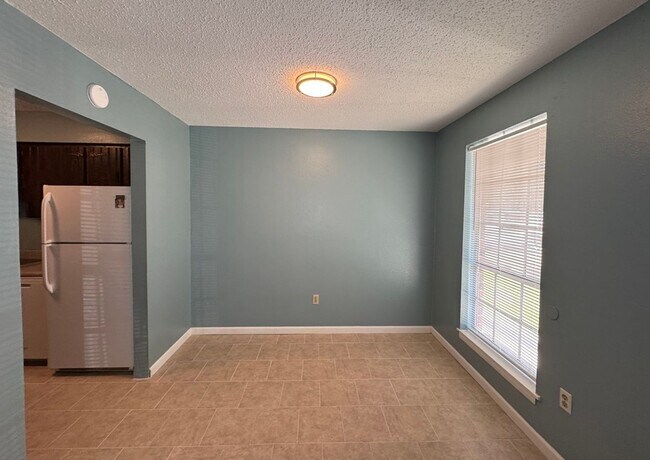 Photo - Centrally located freshly painted condo is... Unit 93
