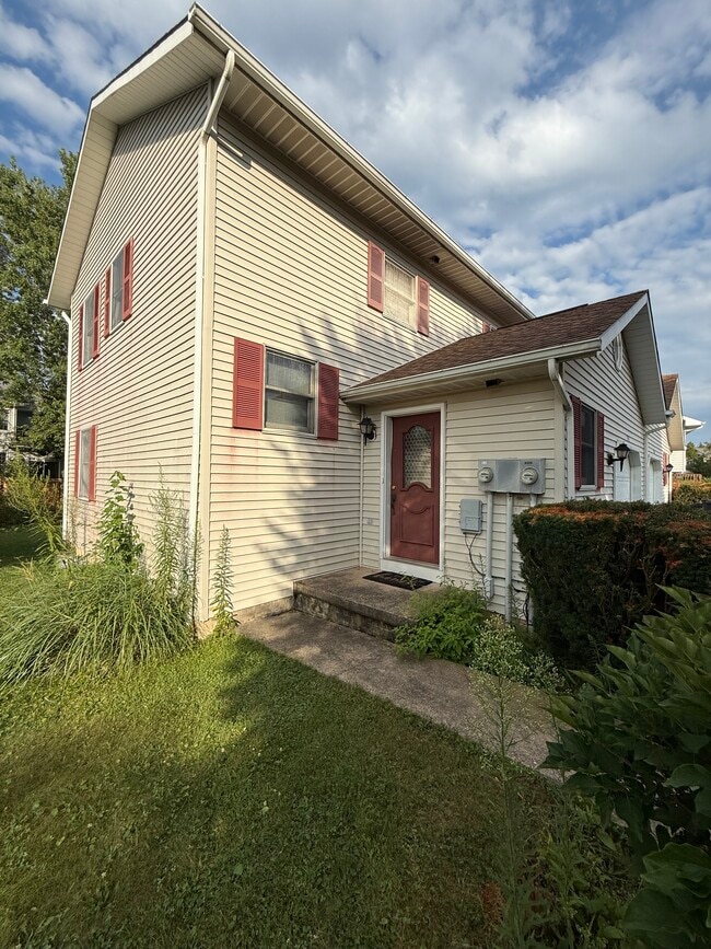 Building Photo - 3131 Shellers Bend Rental
