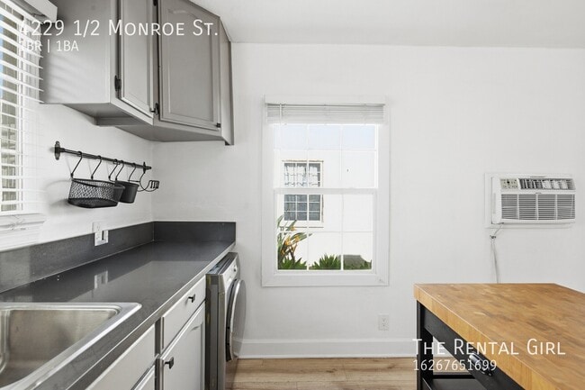 4229 1/2 Monroe St. -
