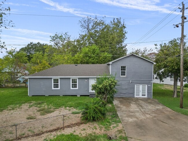 Photo - 99 Brownwood Dr Unit 99 Brownwood A