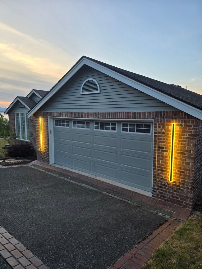 Photo - 2805 Chambers Bay Dr