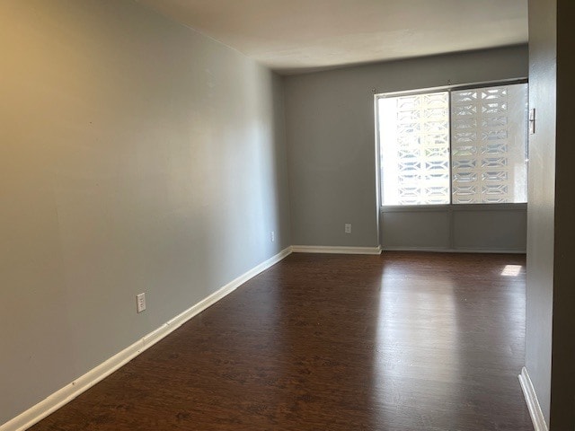 Front Windows - 444 S Ashland Ave Unit B-07