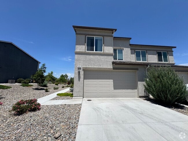 Building Photo - Newer 3 bedroom 2 1/2 bath home in South R...