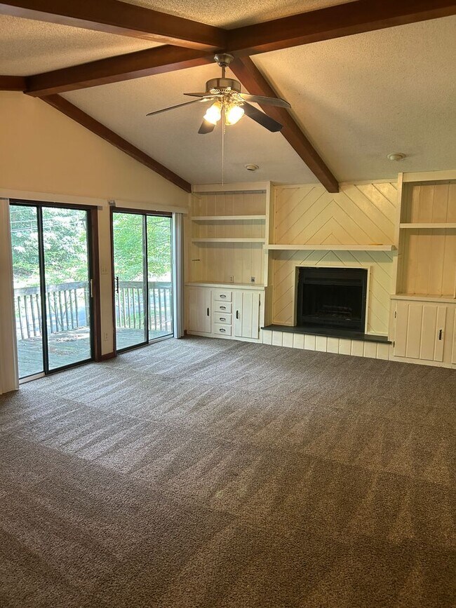 602 Aspen Pl
