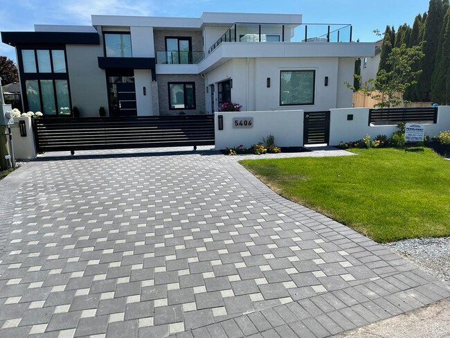 Photo - 5406 Cathay Rd