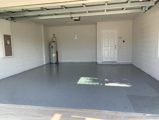 Photo - 3804 Lancove Way
