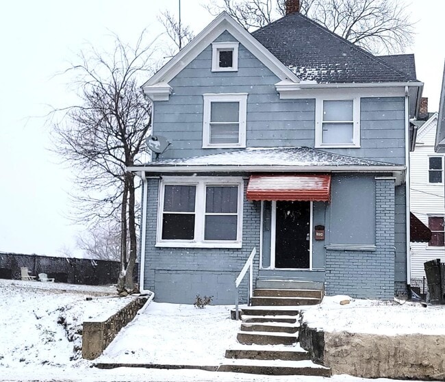 Photo - 2004 Cleveland Ave NW