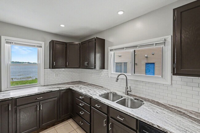 251 Edgewood Dr
