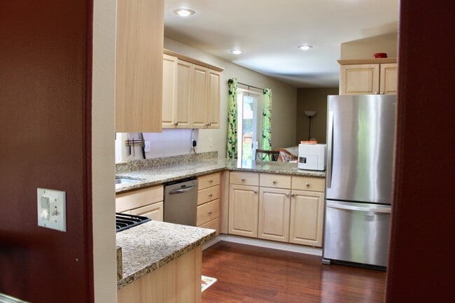 Photo - 14424 4th Ave W
