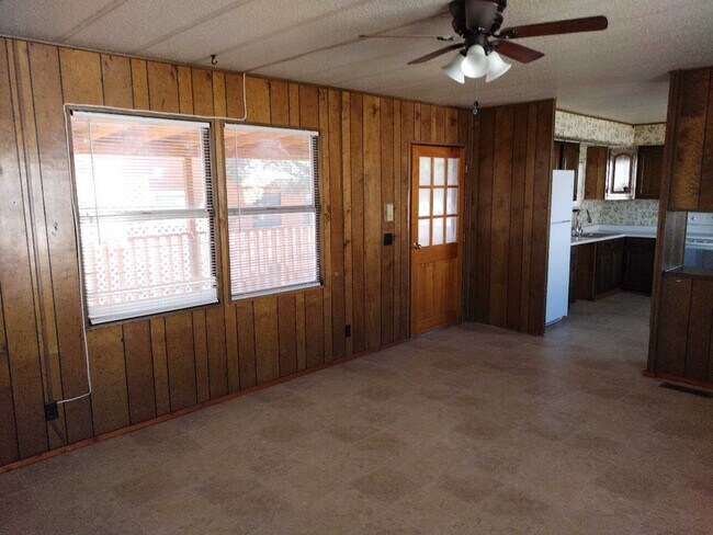 Photo - 14528 Annegret Dr