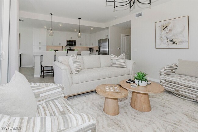 Photo - 5527 Double Eagle Cir Unit 3823