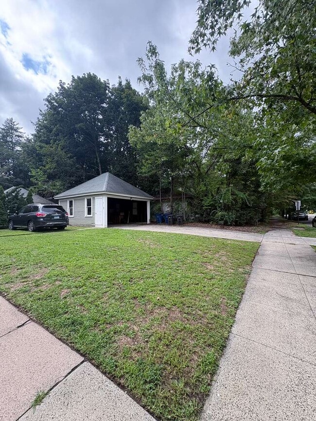 54 Hubinger St Unit 2