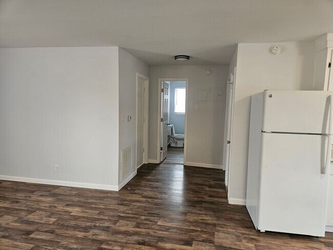 Photo - 2BD/1BA Unit in Newton, NC