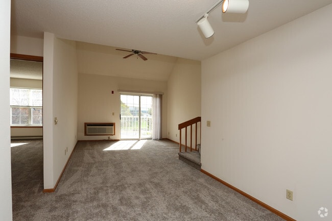 2BR, 2BA - Loft