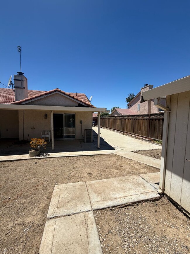Photo - 3 bed/2 bath in Los Banos