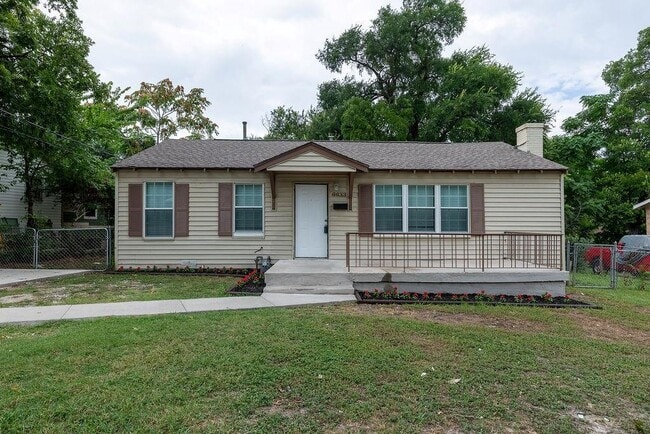 Building Photo - 6633 Racine Dr