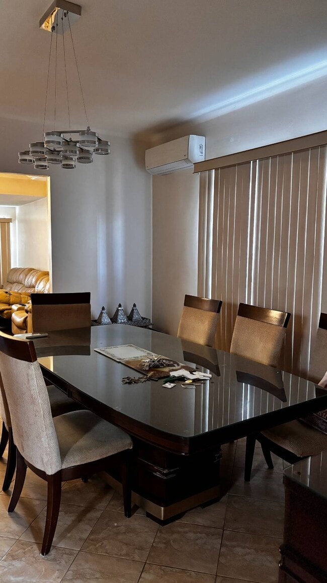 Photo - 86-08 144th St