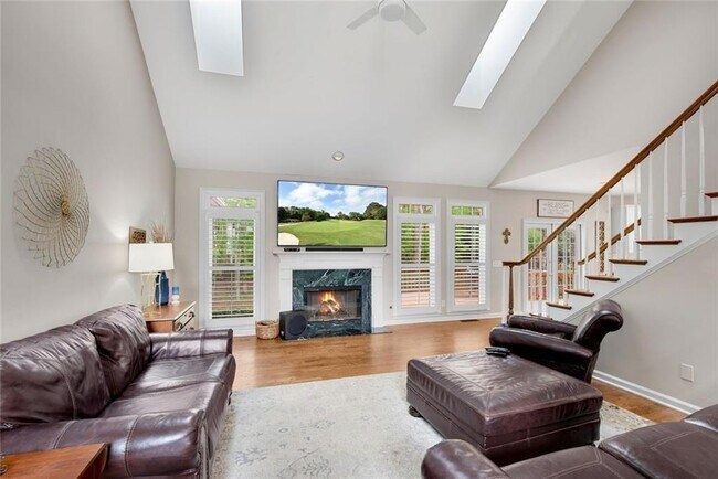 Photo - 6070 Poplar Spring Dr
