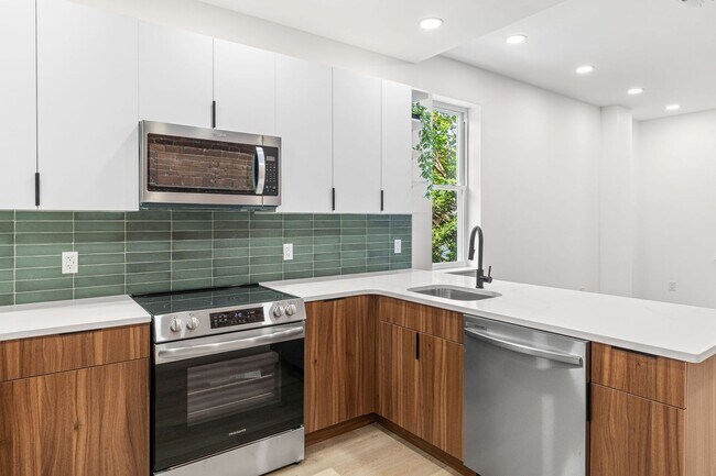 Photo - 4503 N 19th St Unit 2