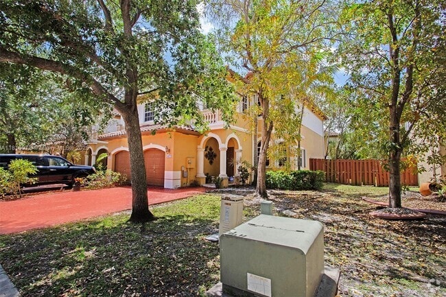 Building Photo - 14070 SW 50th Ct Rental