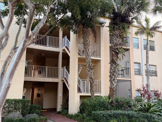 Building Photo - 15295 SW 106th Ln Unit 724