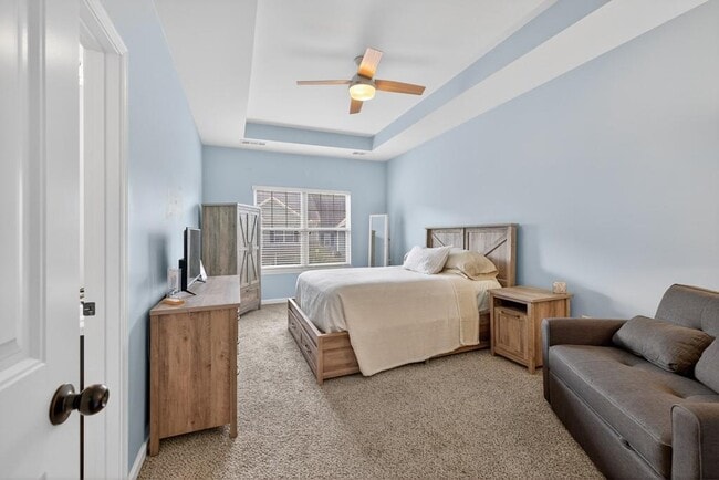 Photo - 256 Valley Xing