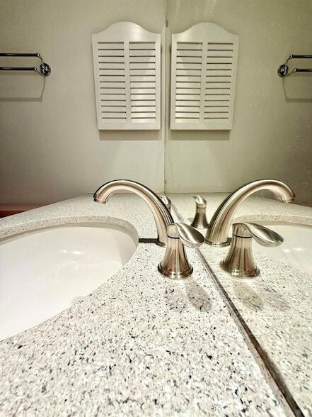 Photo - 128 Venetian Dr