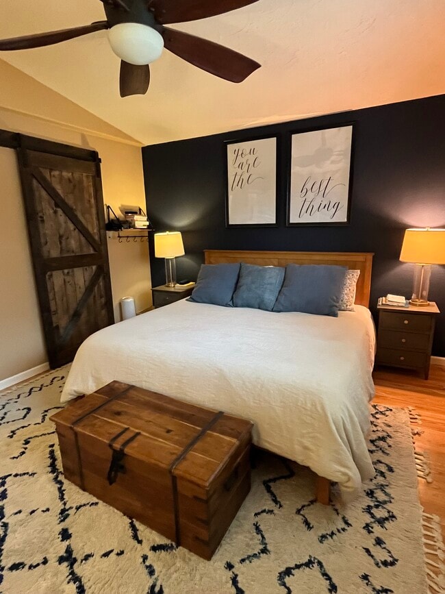 Photo - 102 W Canyon View Dr