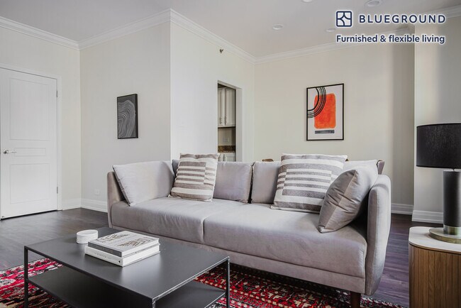 Photo - 200 E Chestnut St Unidad SI FL10-ID1156