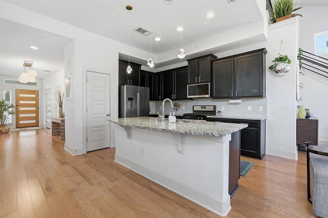 Photo - 6003 Duncanville Pass