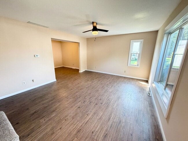 Photo - 706 Crescent Dr Unit A