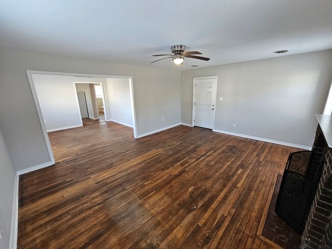 Photo - 103 Indiana Ln