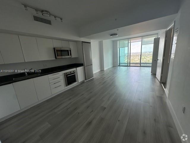 Building Photo - 92 SW 3rd St Unit 4909 Rental