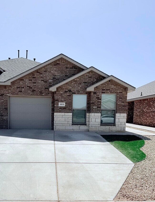 Photo - 1619 133rd St