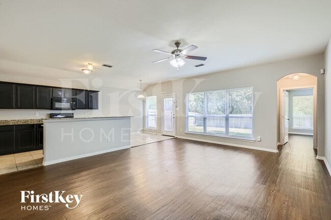 Photo - 278 Meadowcrest Dr