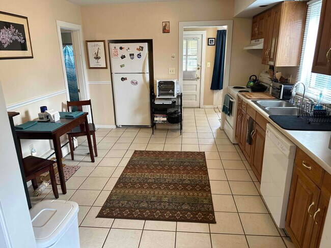 Photo - 50 Westbury Park Rd Apartamento