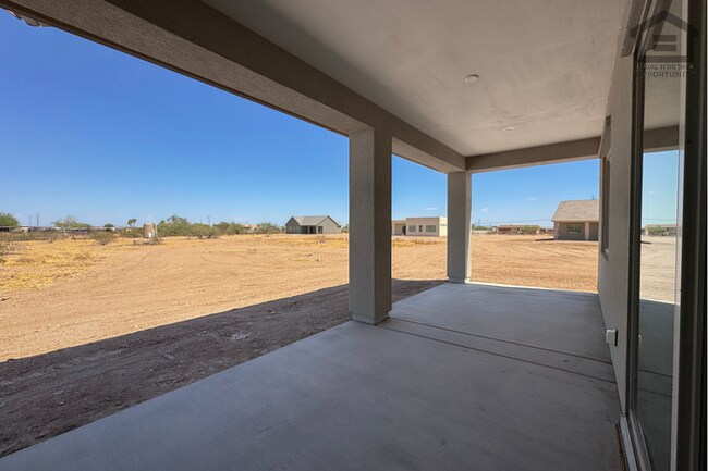 Photo - 3bed/2bath Home in North Surprise! Ready for Immediate Move-In! -- NO HOA!
